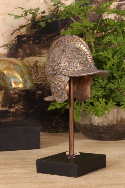 Casque sur socle - or - 29,5 cm - résine synthétique