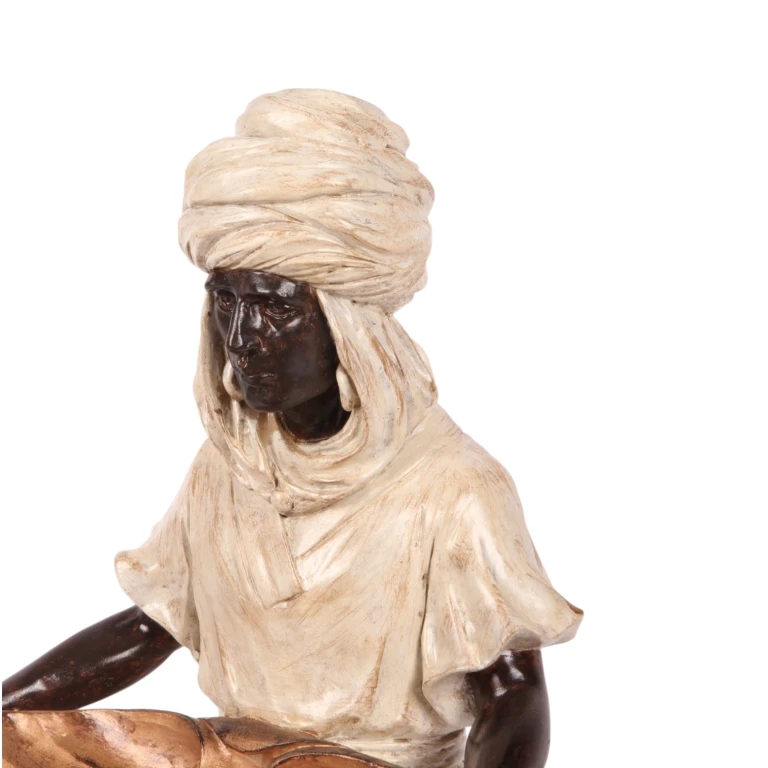 Figure mauresque - ivoire - 36,5 cm - résine synthétique